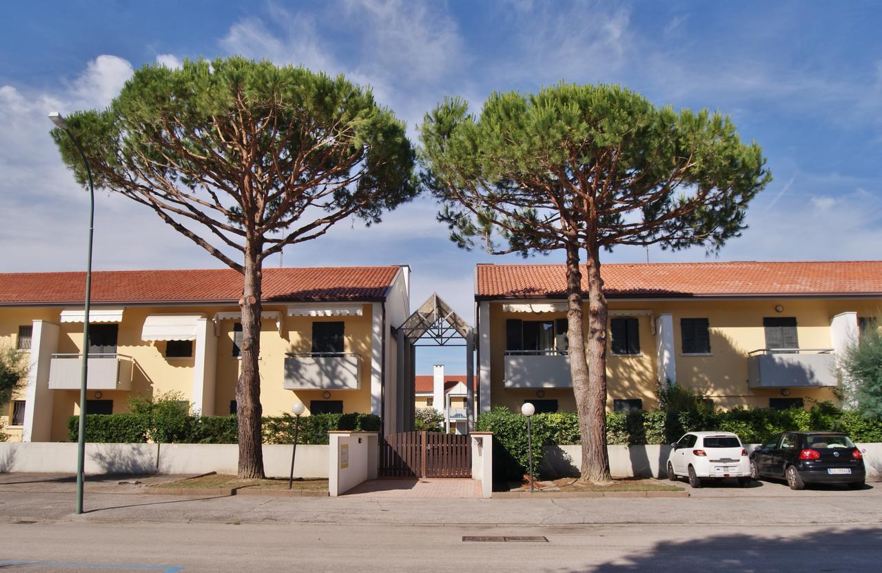 Appartamenti In Residence Portosole E Residence Tamerici Con Piscina-Cavallino Treporti Exterior photo